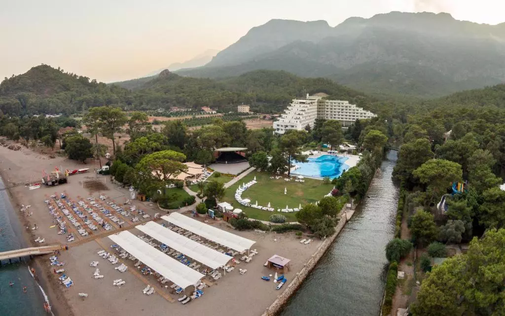 Miarosa Ghazal Resort